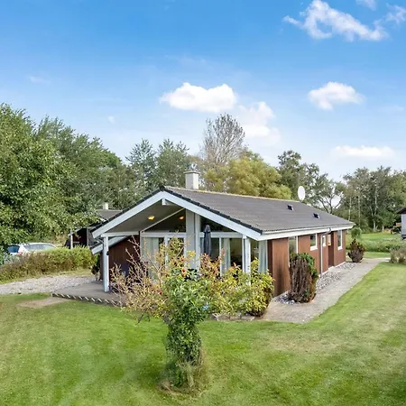 Holiday home Vincent - 25m From The Sea By Interhome